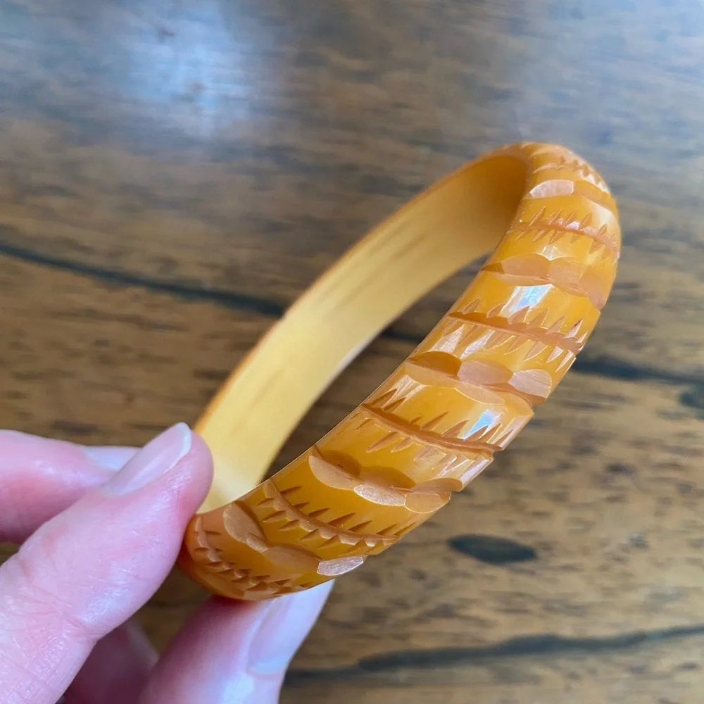 Vintage Bakelite Amber Carved Bangle Bracelet